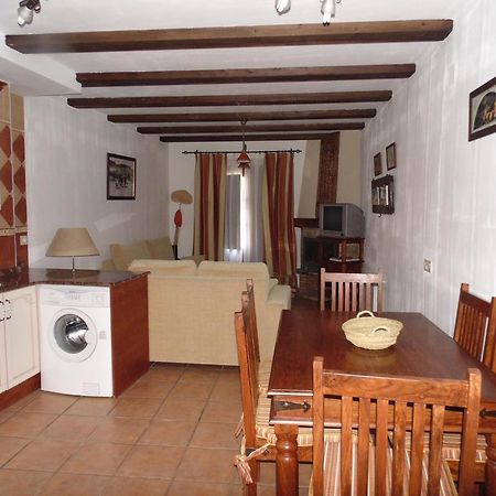 Apartamentos Rurales La Muralla II Canete  Exterior photo
